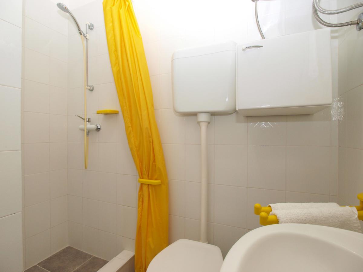 Apartments Luciano 1576 Ližnjan Kültér fotó