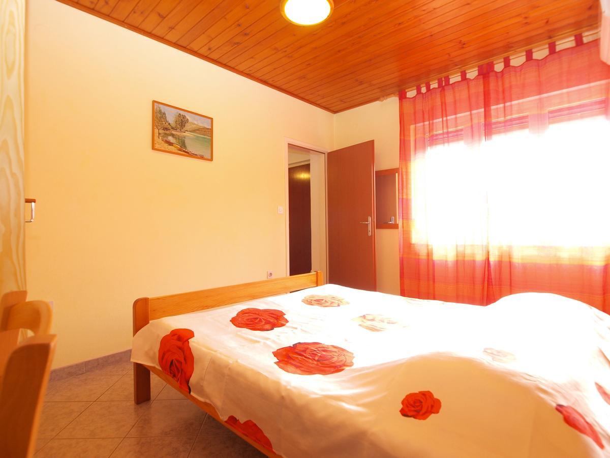 Apartments Luciano 1576 Ližnjan Kültér fotó